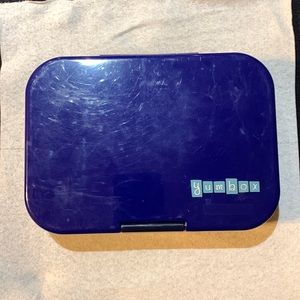 Gently used Yumbox (bento box)